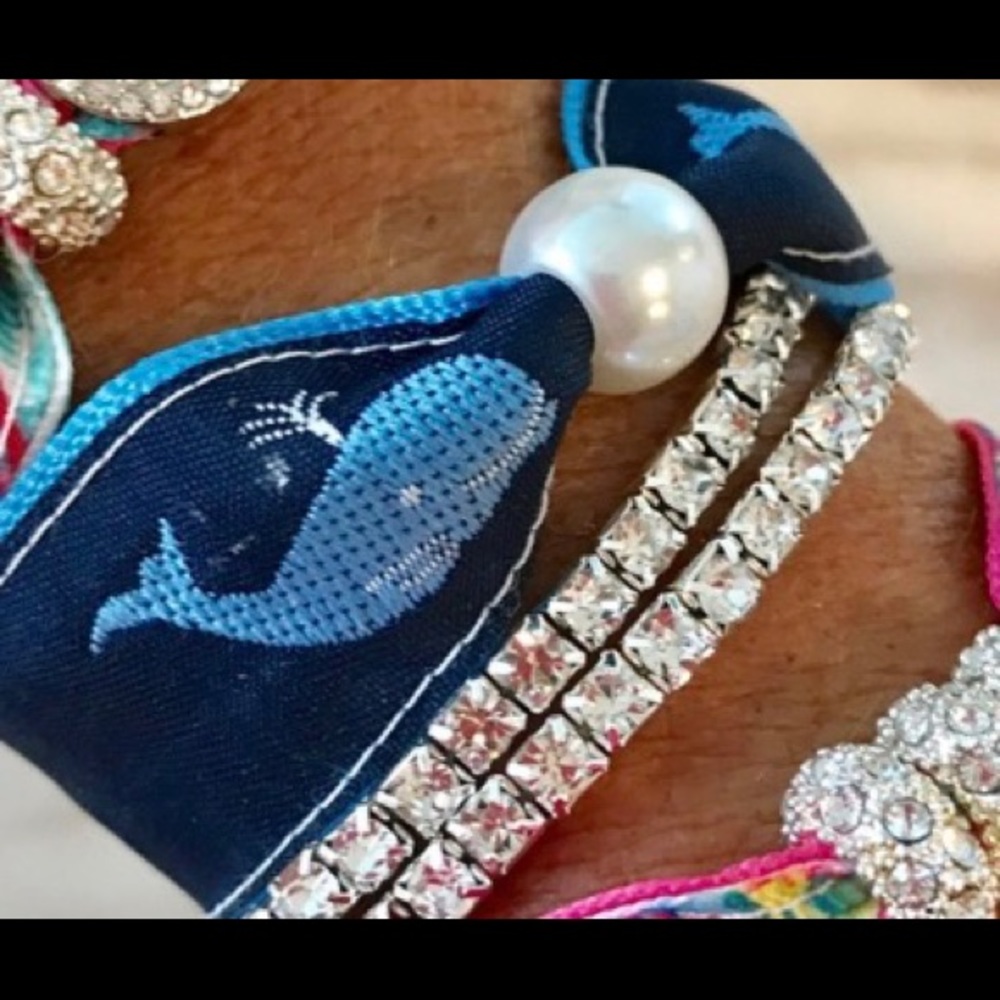 Navy Whales preppy Magnetic pearl bracelet